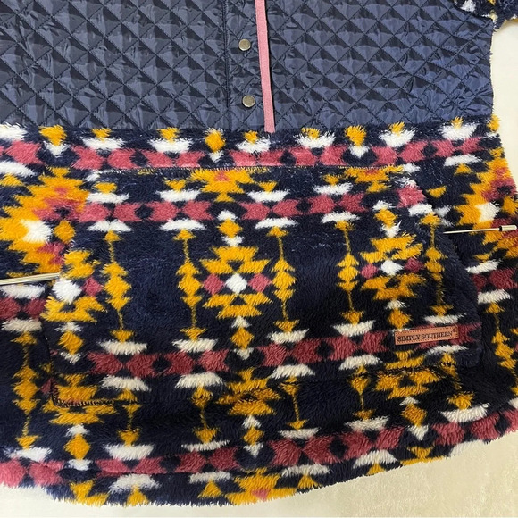 SIMPLY SOUTHERN Womens Aztec Fleece/Quilted Pullover Large - Picture 5 of 10